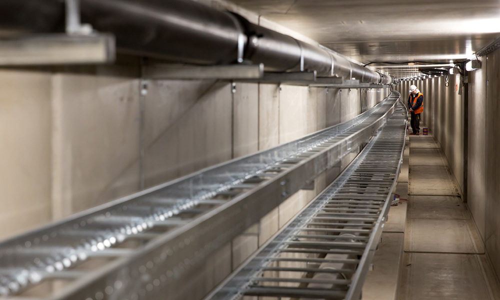 2 Tunnel 48186775187 3C6105976d O